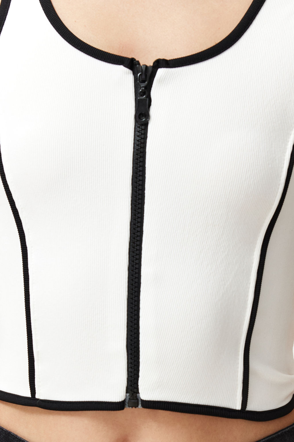 Beyaz Fermuarl? Fitilli Esnek Crop Orme Atlet TWOSS24AL00062 - Trendyolmilla фото 4