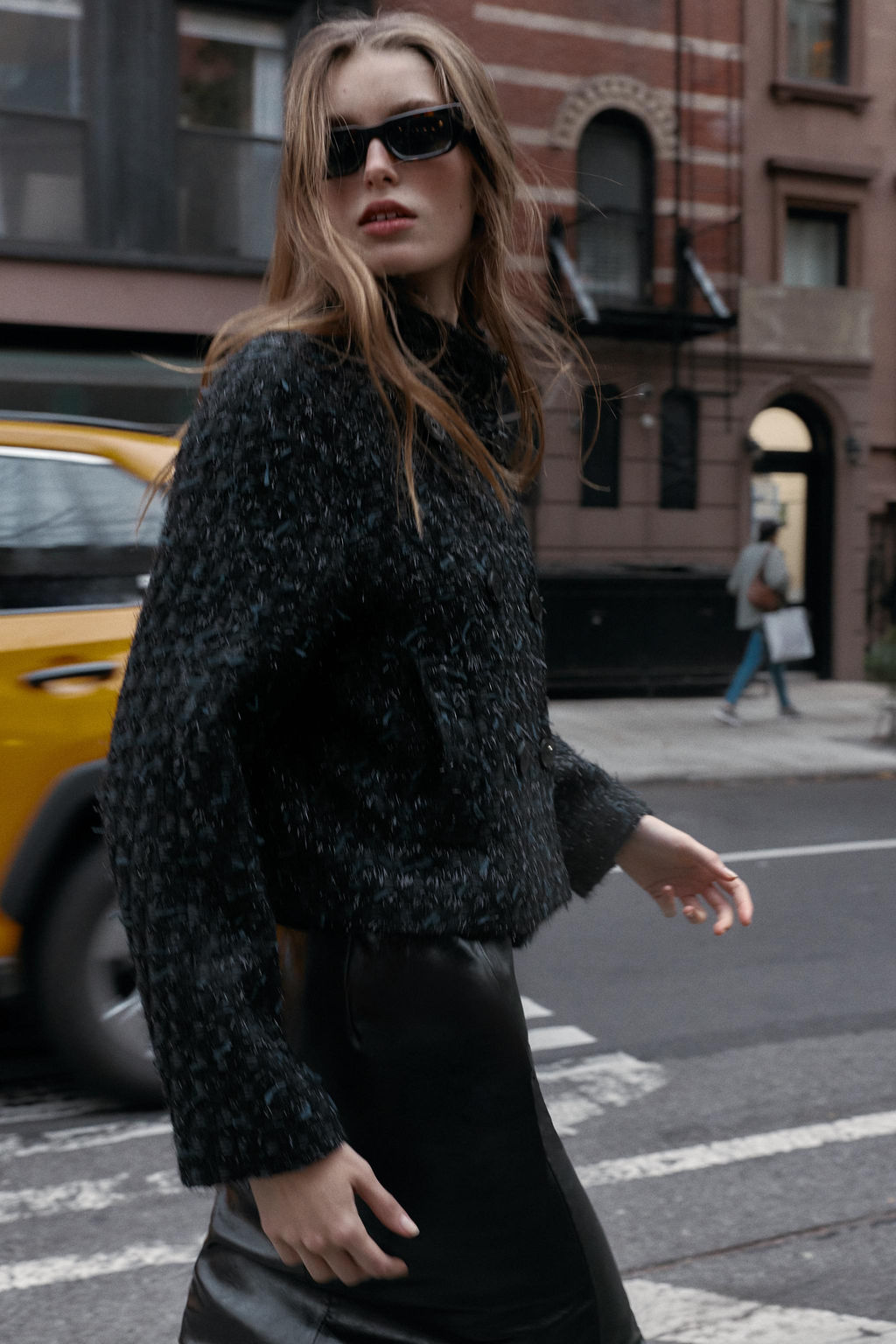 METALLIC THREAD TEXTURED CROSSOVER JACKET - Zara фото 4