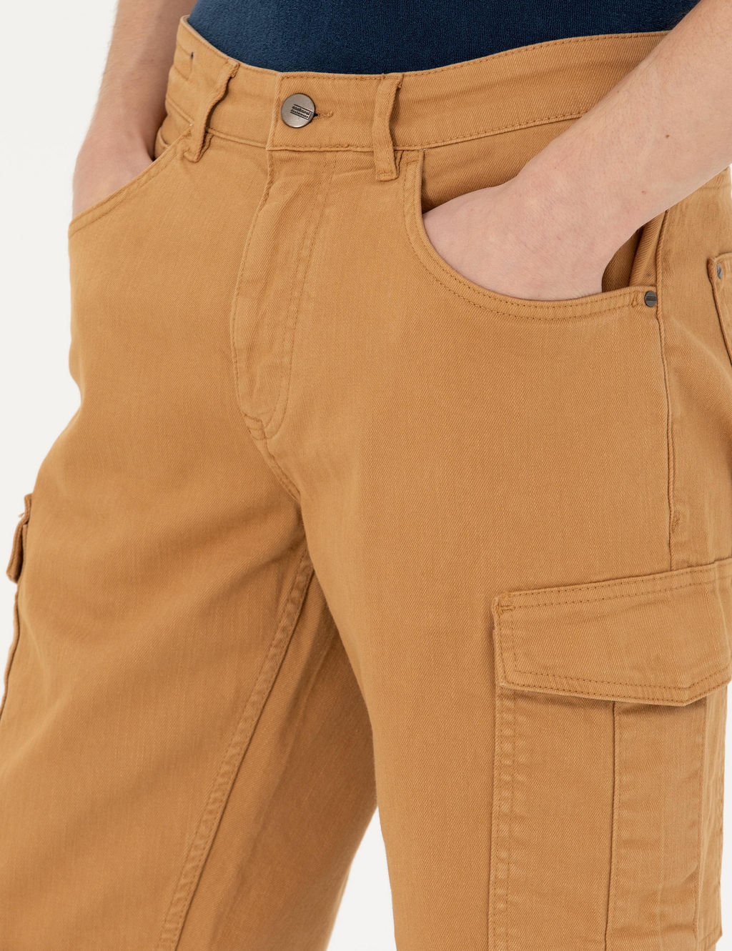 Джинсовые шорты-бермуды узкого кроя светло-коричневого цвета