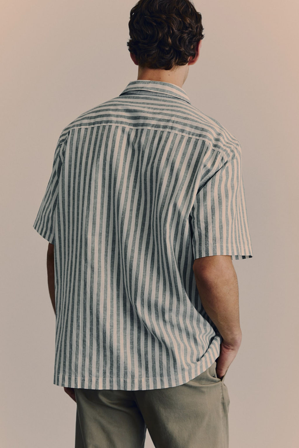 Camisa resort en mezcla de lino Regular Fit - H&m фото 5