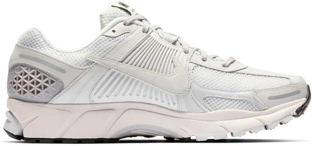 Кроссовки мужские