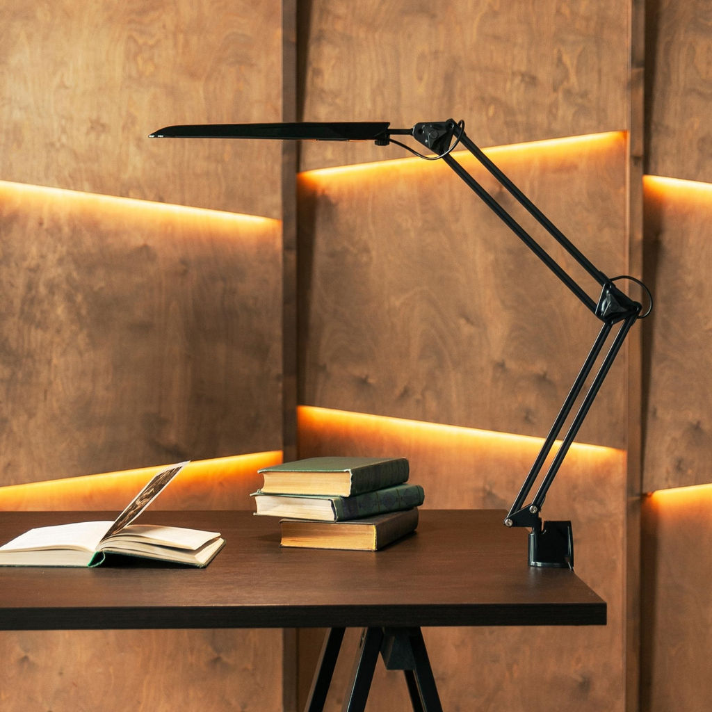 TLD-524 Black/8W/Светильник настольный на струбцине/LED/500Lm/4500K/Dimmer/Цвет-черный - Volpe фото 12