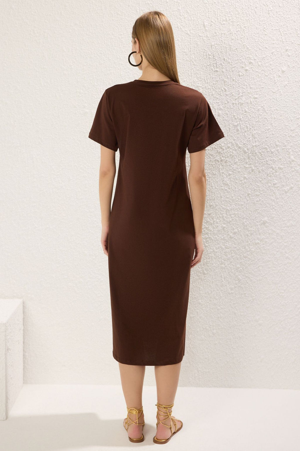 TRENDYOLMILLA Antrasit %100 Pamuk Eskitme Efektli Y?rtmacl? Shift/Rahat Kesim Orme T-shirt Elbise TWOSS24EL00140  фото 4
