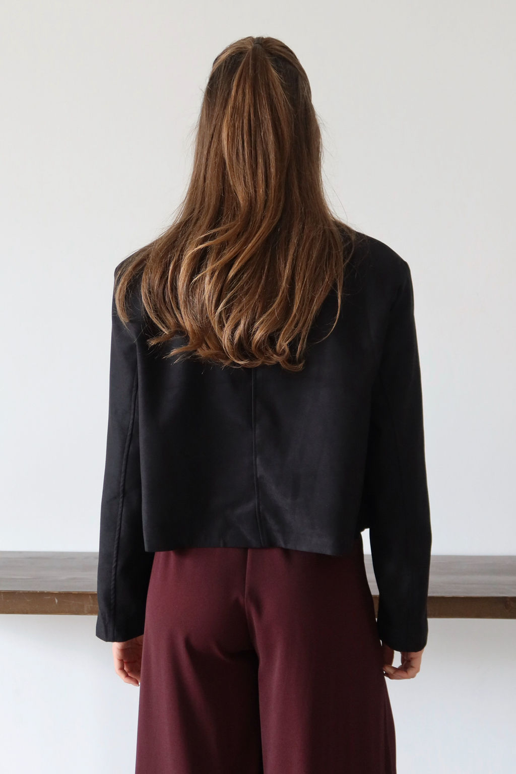 Siyah K?sa Dugmeli Genis/Rahat Kal?p Dokuma Suet Ceket TWOAW26CE00064