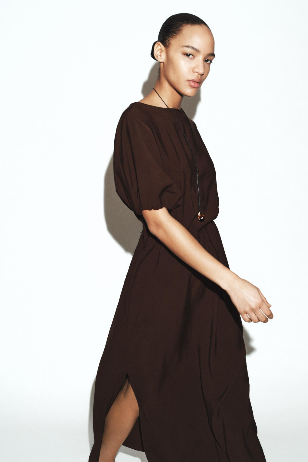 HALTER EYELET MIDI DRESS - Zara фото 19