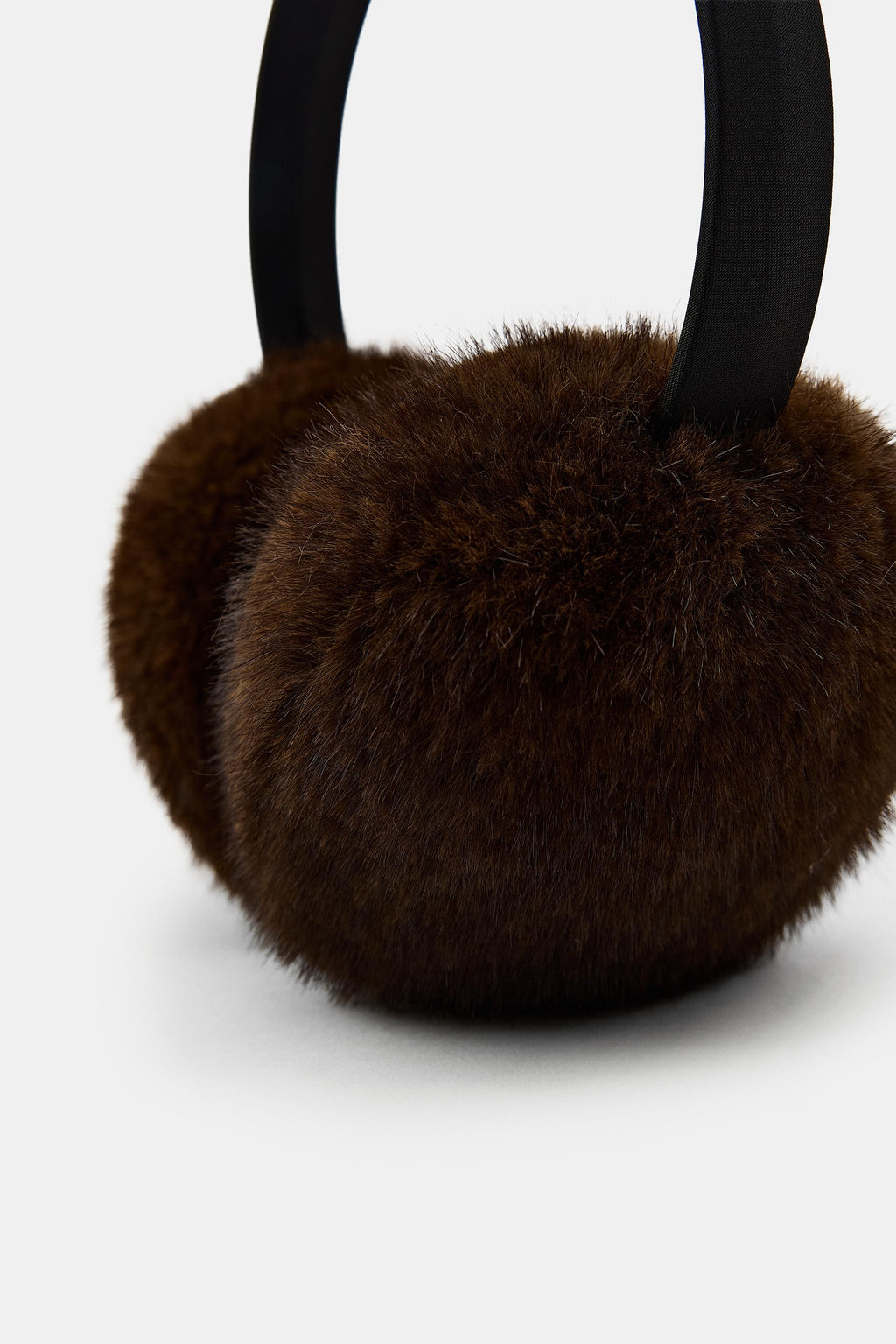 FAUX FUR BOW EARMUFFS - Zara фото 5