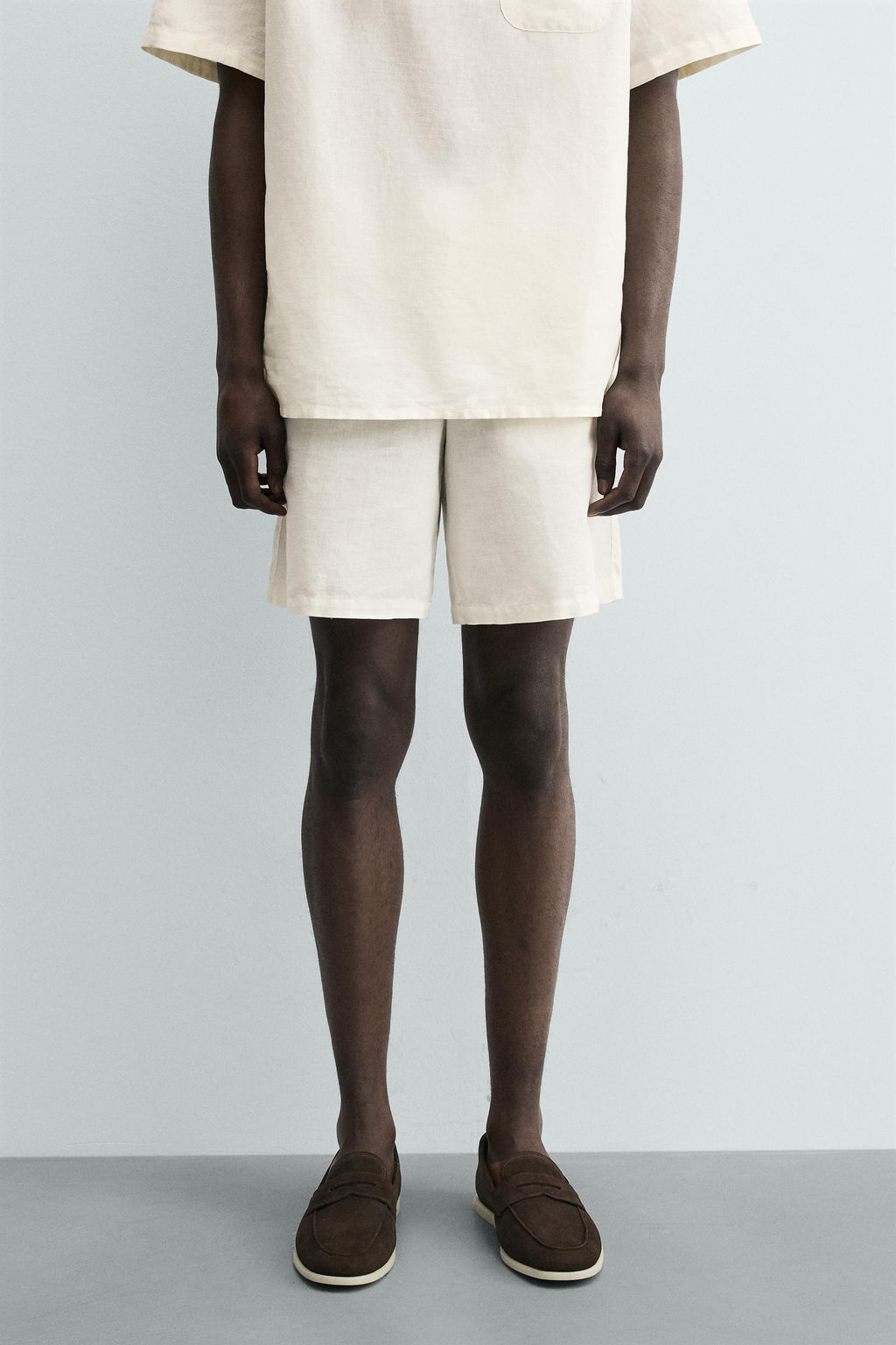 BERMUDA REGULAR FIT C??AMO - ALGOD?N / Blanco