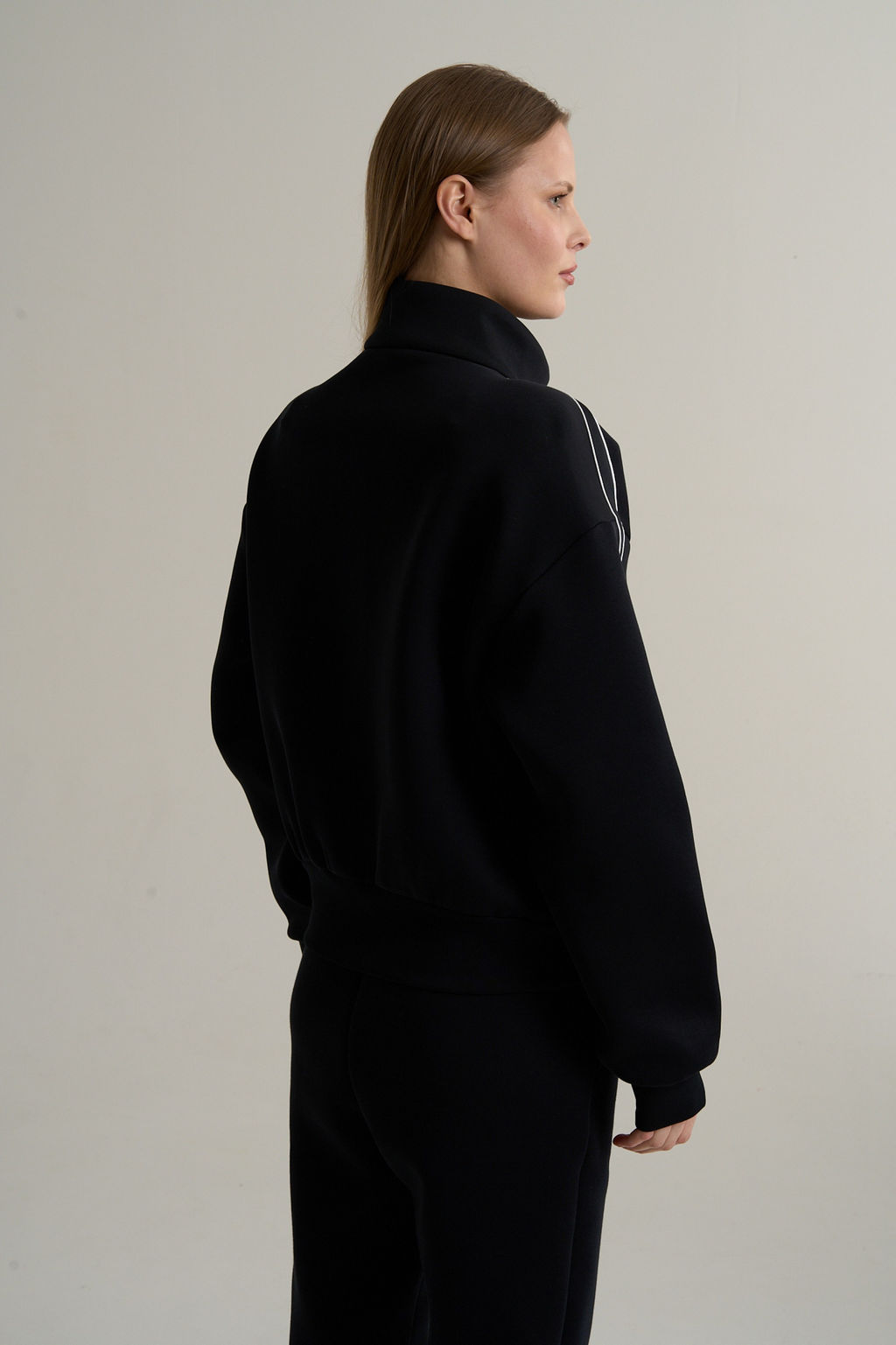 Олимпийка Черный TRN ESSENTIAL Knit Track Top