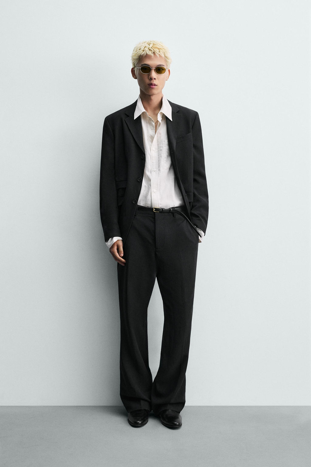 PANTAL?N TRAJE RELAXED FIT VISCOSA - LINO / Negro