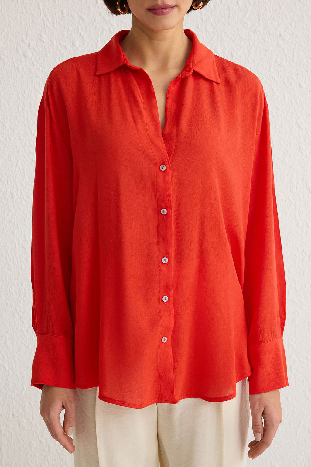 TRENDYOLMILLA Lacivert Basic Oversize Genis Kal?p Dokuma Gomlek TWOAW24GO00207  фото 3