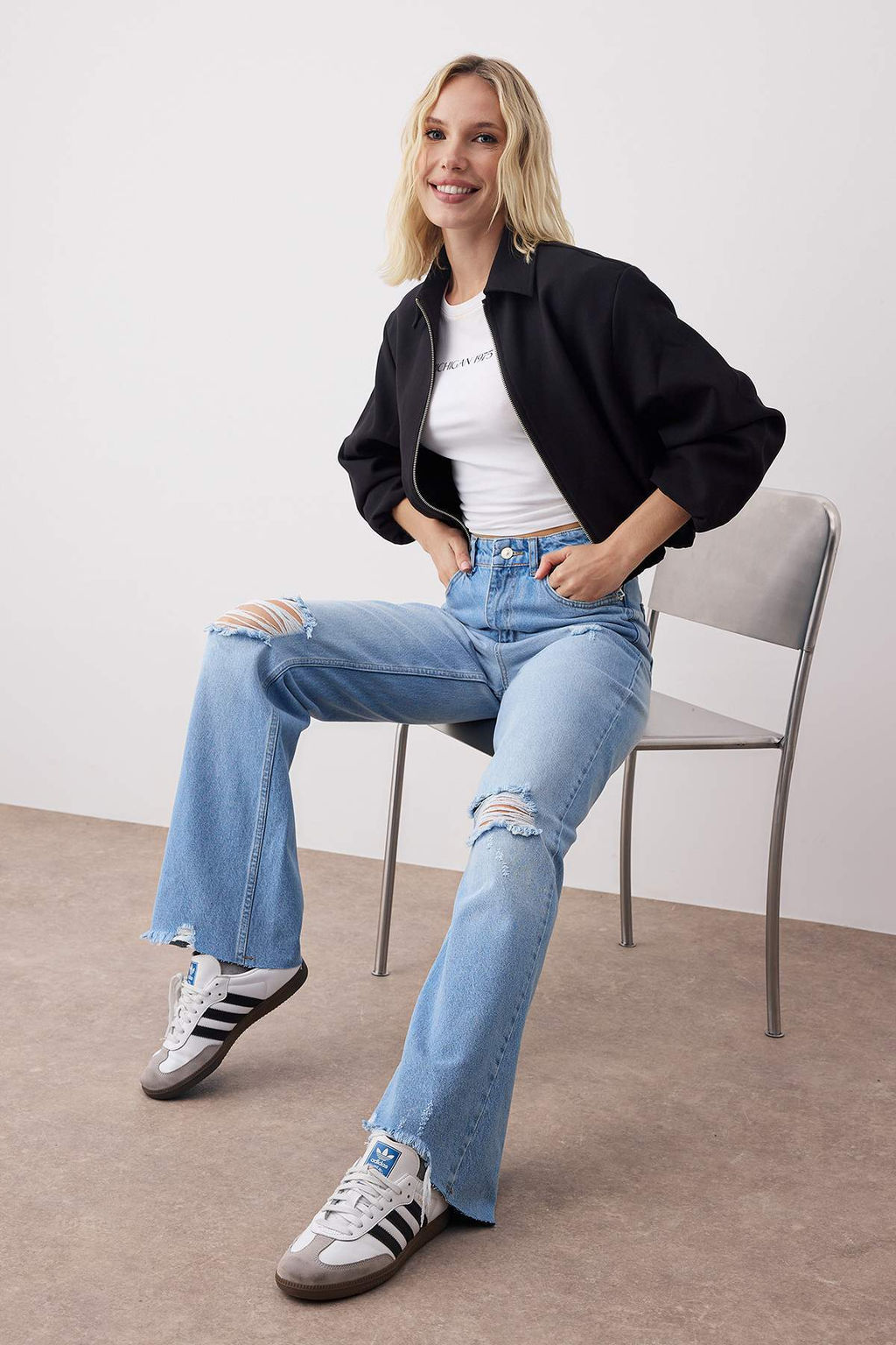 Mavi Y?rt?k Detayl? Yuksek Bel Wide Leg Jeans TWOAW26JE00200