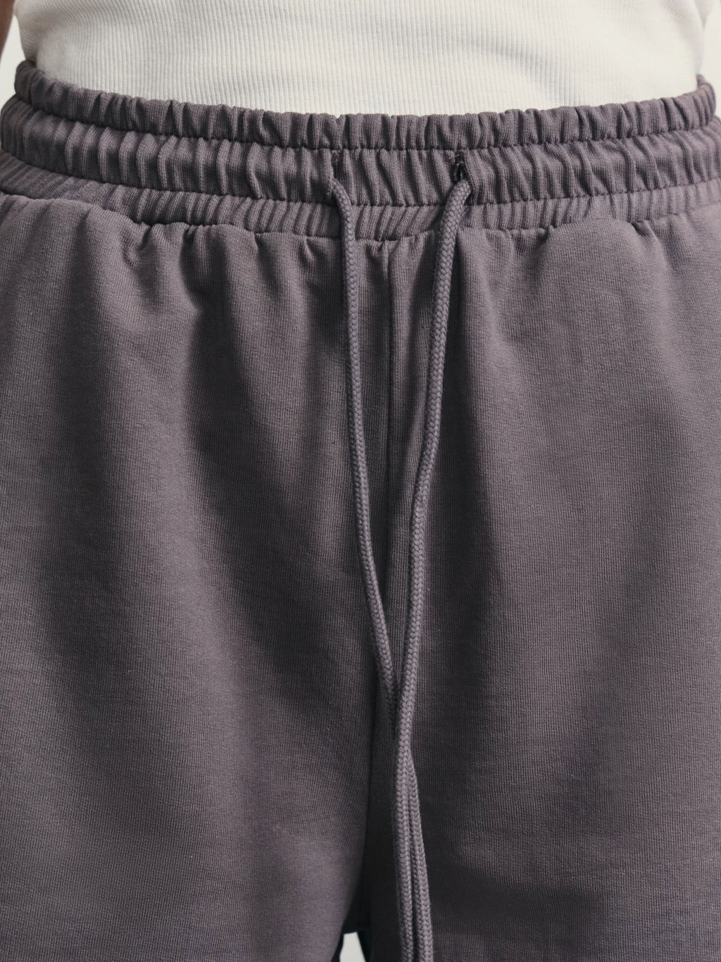 Трикотажные шорты с эластичным поясом / Zarina  фото 6