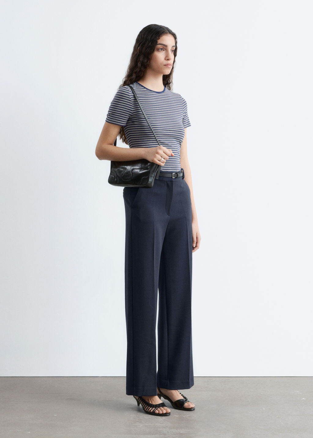 Pantalones rectos con pliegues marcados - H&m фото 10