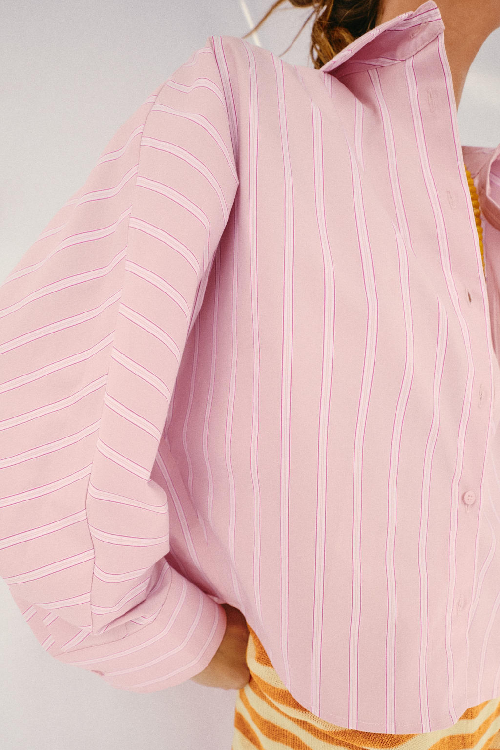 CAMISA RAYAS SISA ANCHA / Rosa / Blanco