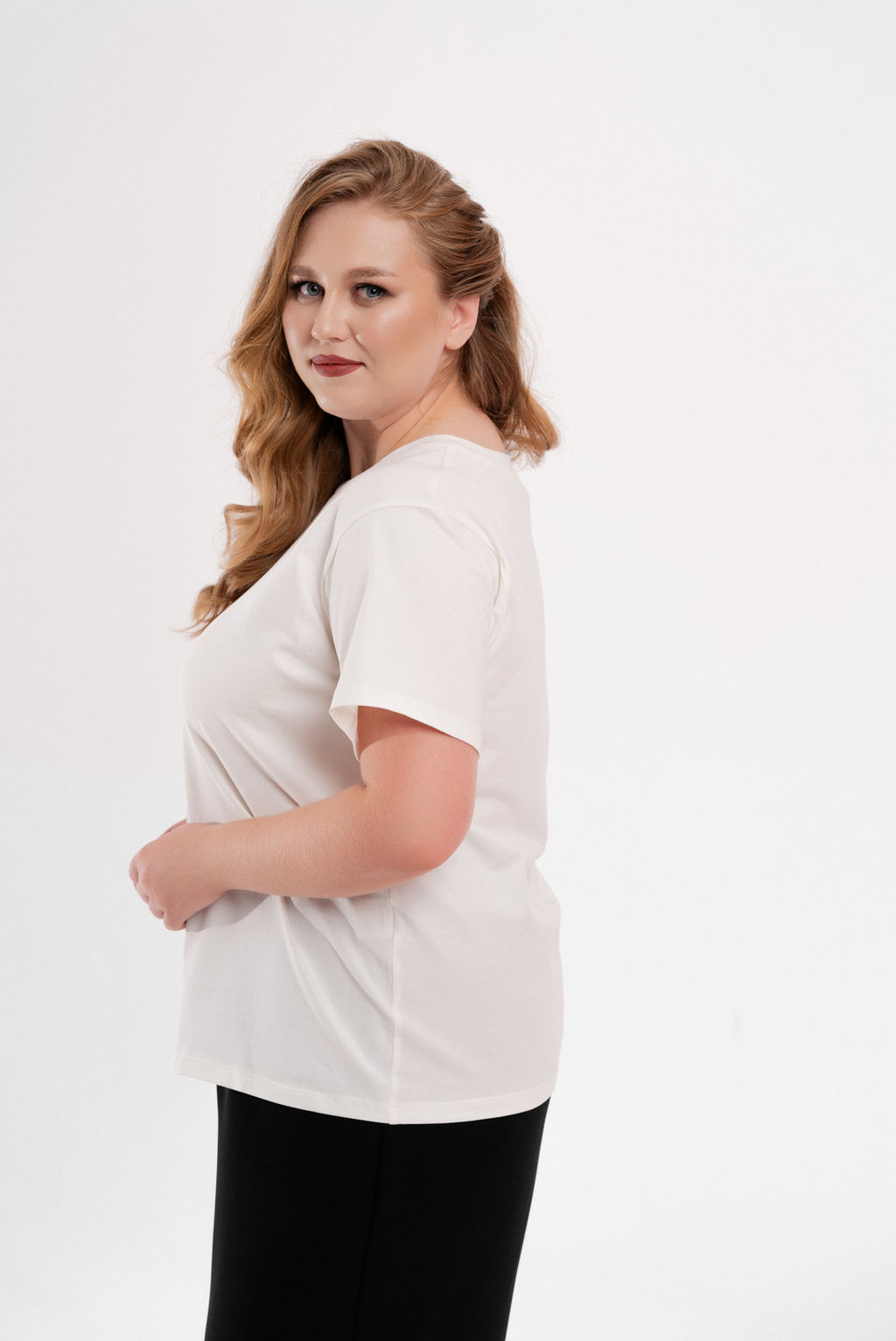 Футболка женская