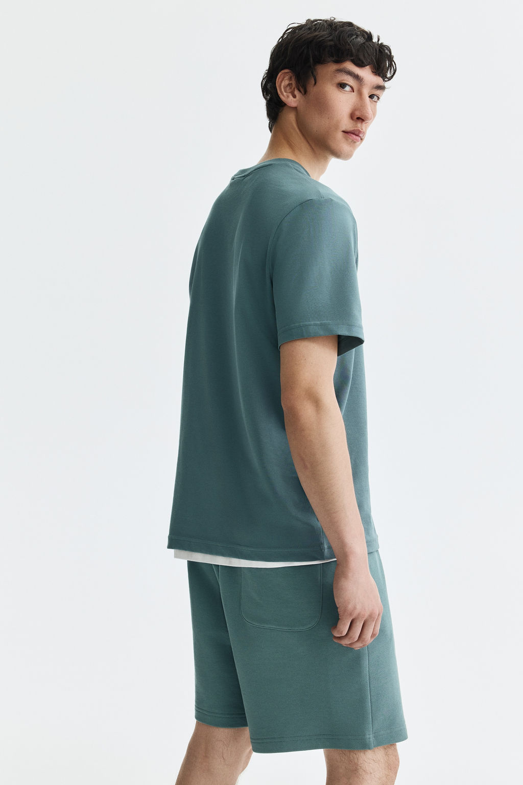 Pantal?n corto en sudadera Regular Fit - H&m фото 10
