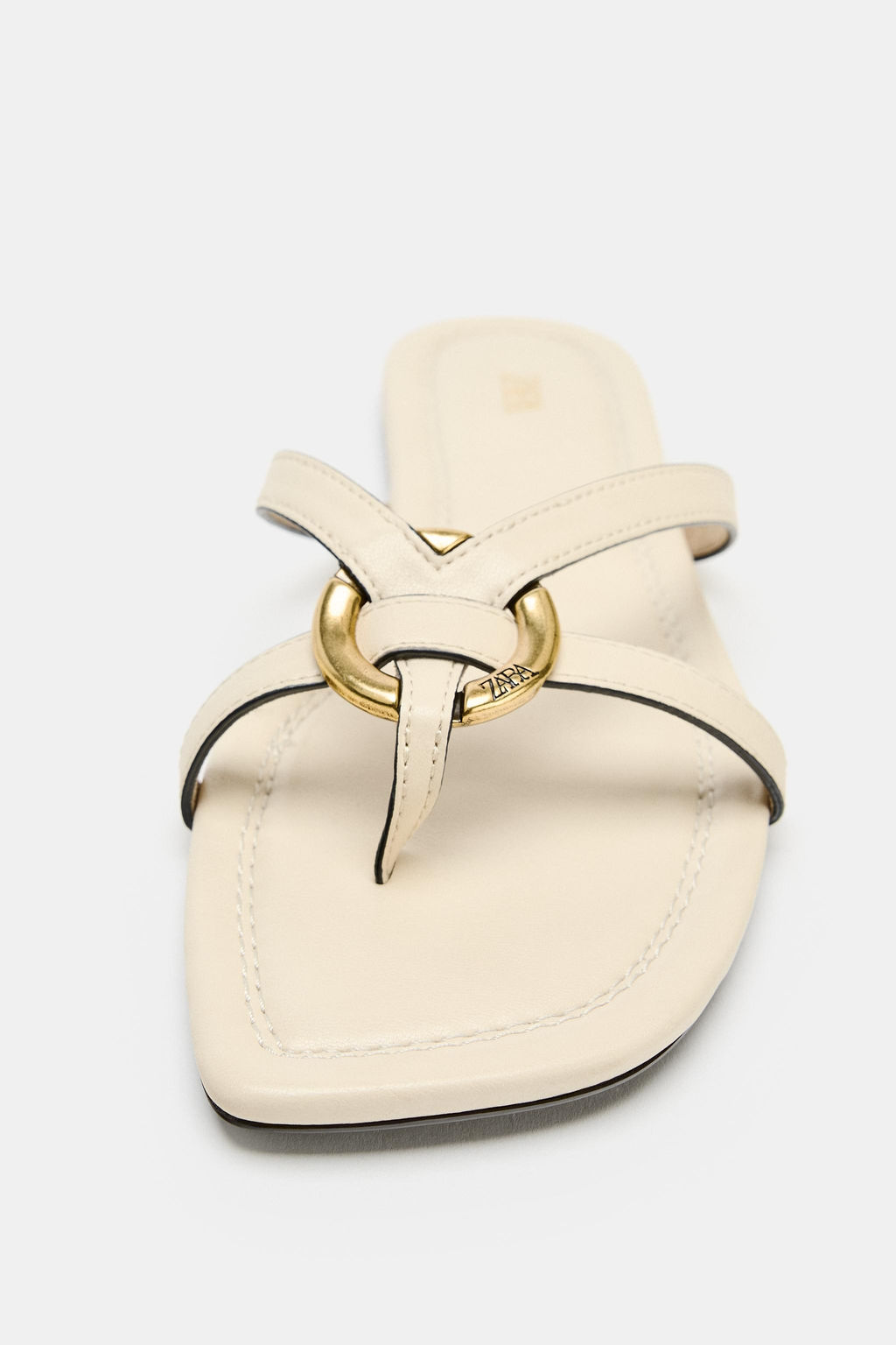 SANDALIA PLANA APLIQUE MET?LICO / Blanco - Zara фото 6