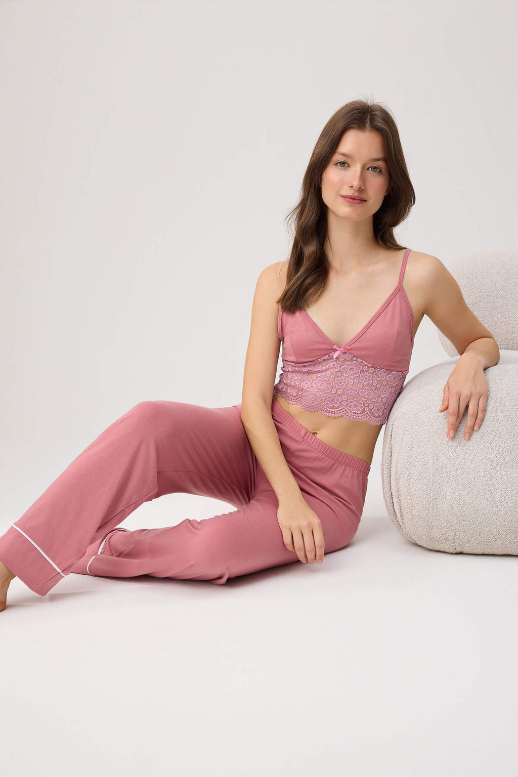 Pembe Dantel Braletli Biyeli Pantolon Viskon Suprem Orme Pijama Tak?m? THMSS26PT00238