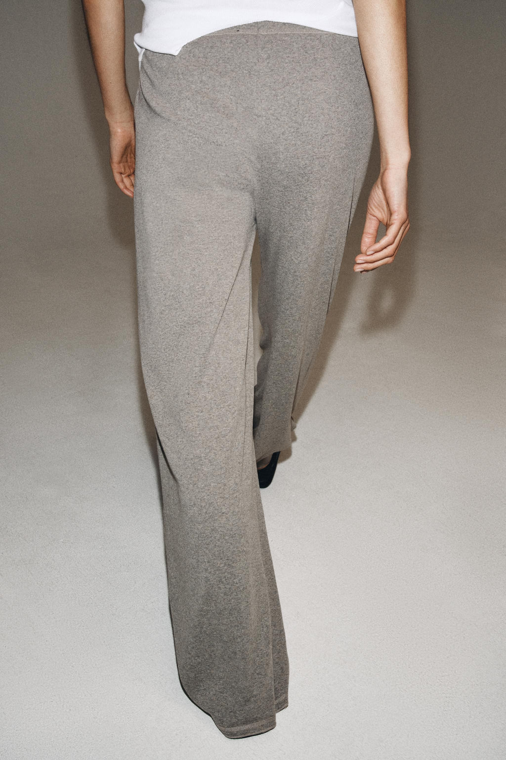 PANTAL?N ANCHO FLUIDO / Gris vigor? - Zara фото 3