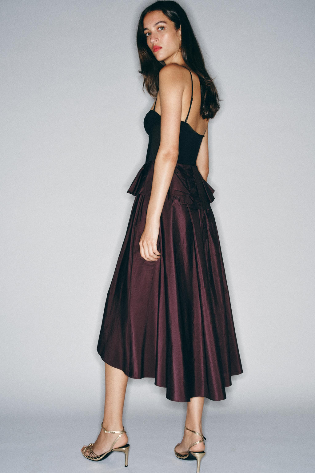 FALDA MIDI VOLUMEN / Burgundy - Zara фото 3