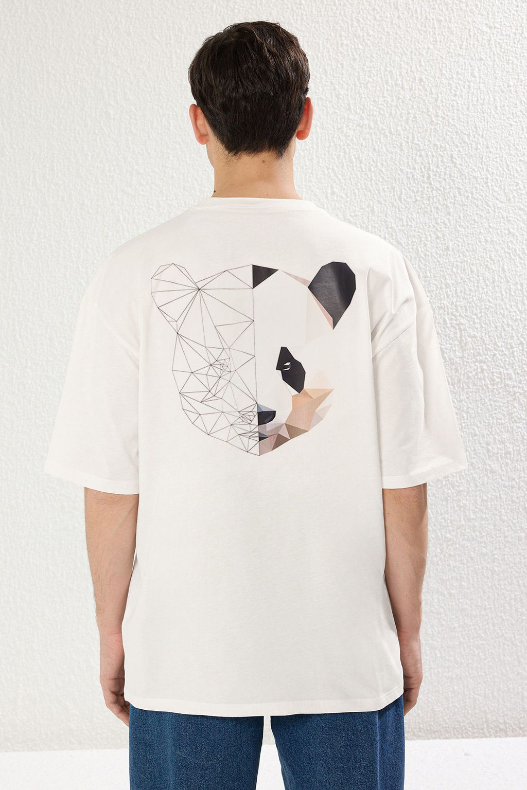 Ekru Oversize/Genis Kesim S?rt Hayvan Bask?l? %100 Pamuk T-Shirt TMNSS25TS00117