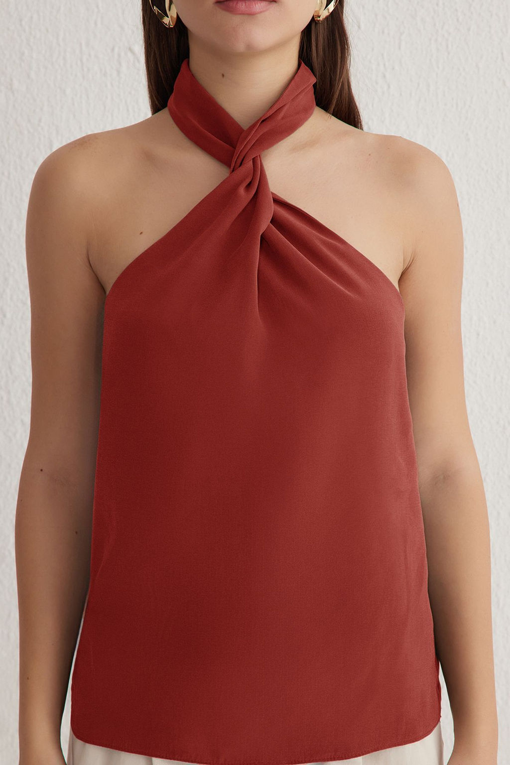 Trendyolmilla Haki Modal Halter Yaka Boyundan Dugumlu Dokuma Bluz TWOSS25BZ00247  фото 7