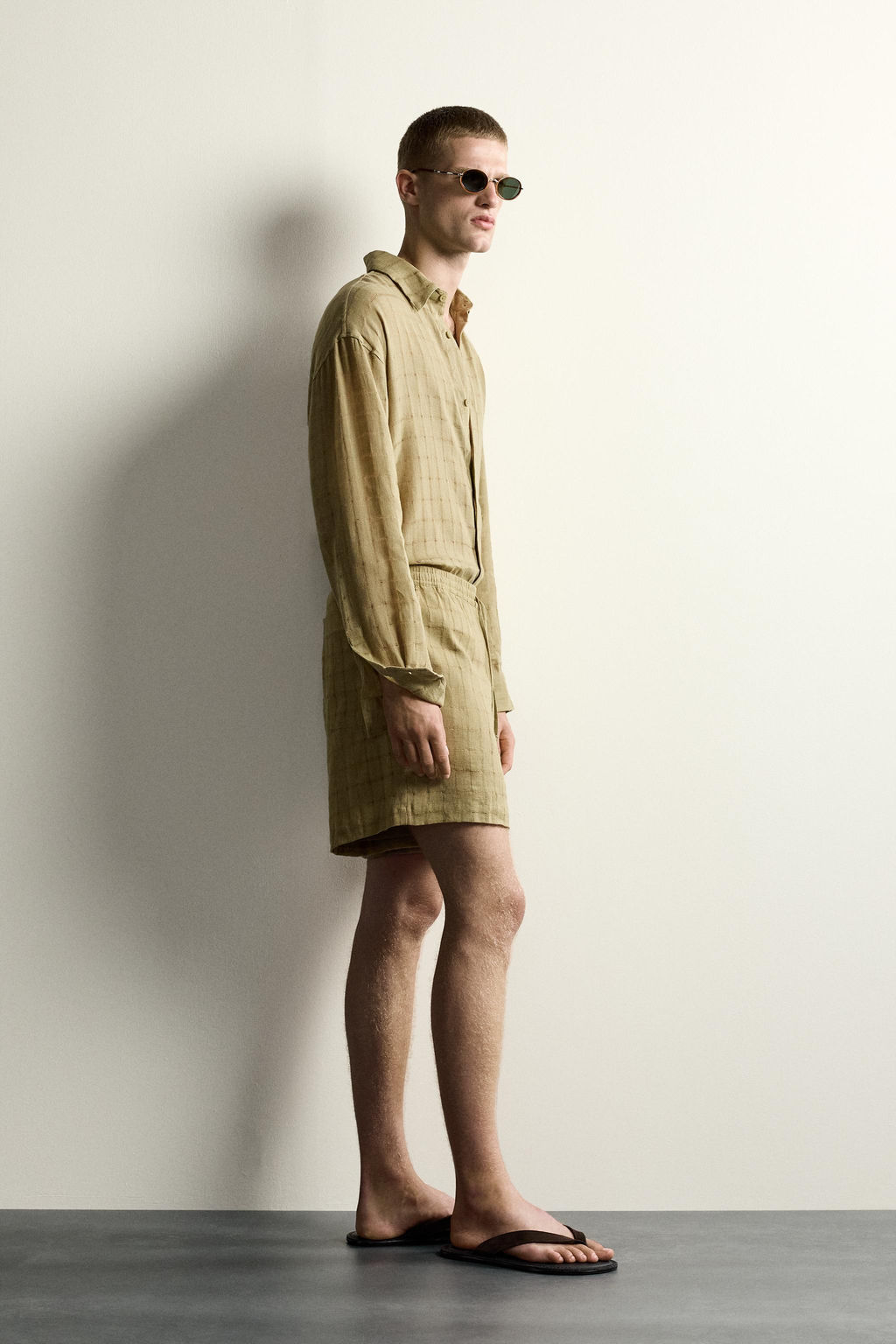 BERMUDA JACQUARD CUADROS LINO - ALGOD?N / Khaki claro - Zara фото 4