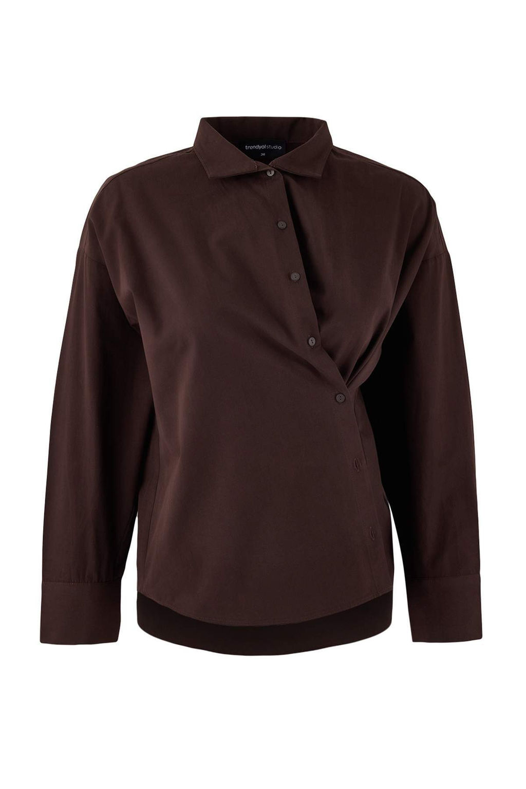 Trendyol Studio Beyaz Ayarlanabilir Oversize Asimetrik Pamuklu Poplin Gomlek TWOAW26GO00106