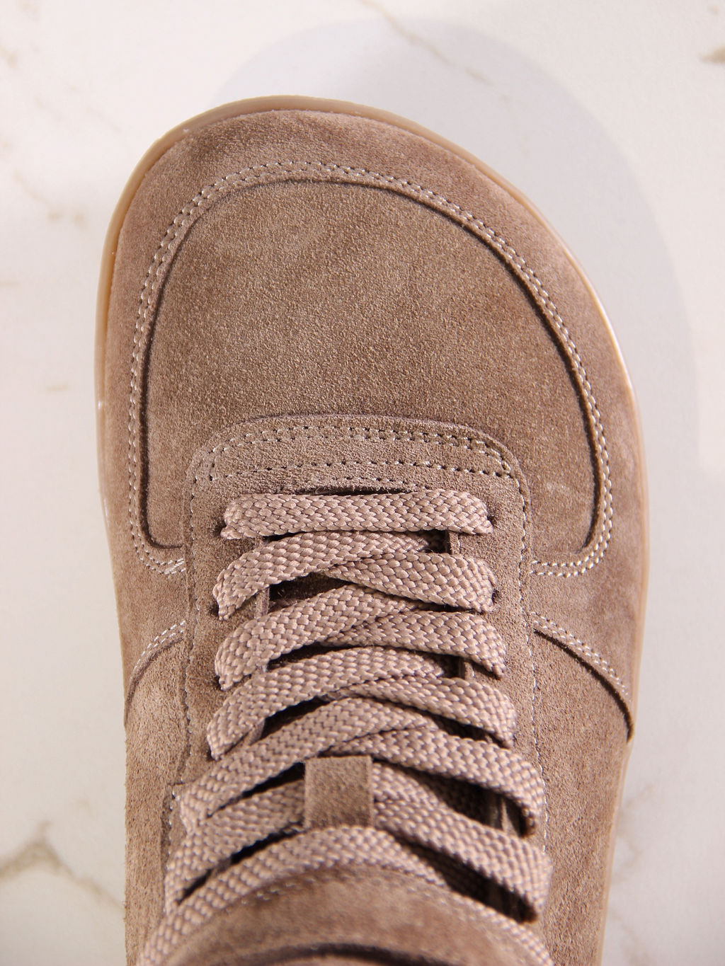 Кеды босоногие женские демисезонные 211.NATAbr.Серо-коричневая замша/Байка