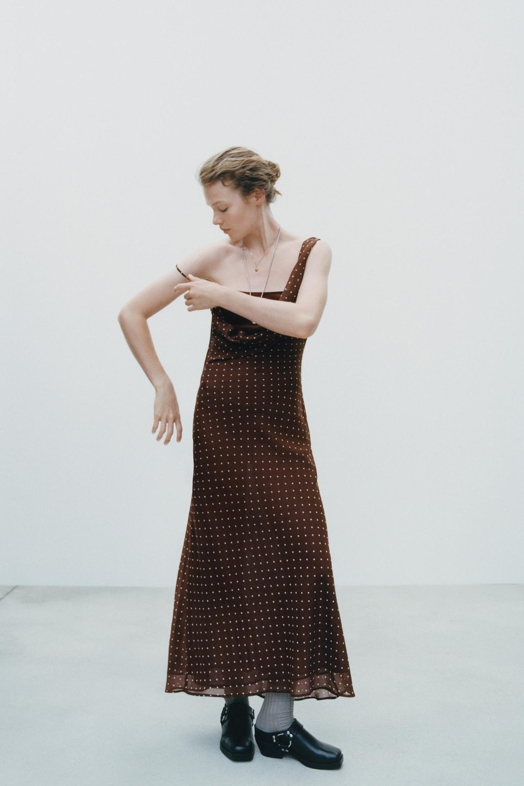DRAPED NECK POLKA DOT DRESS - Zara фото 6