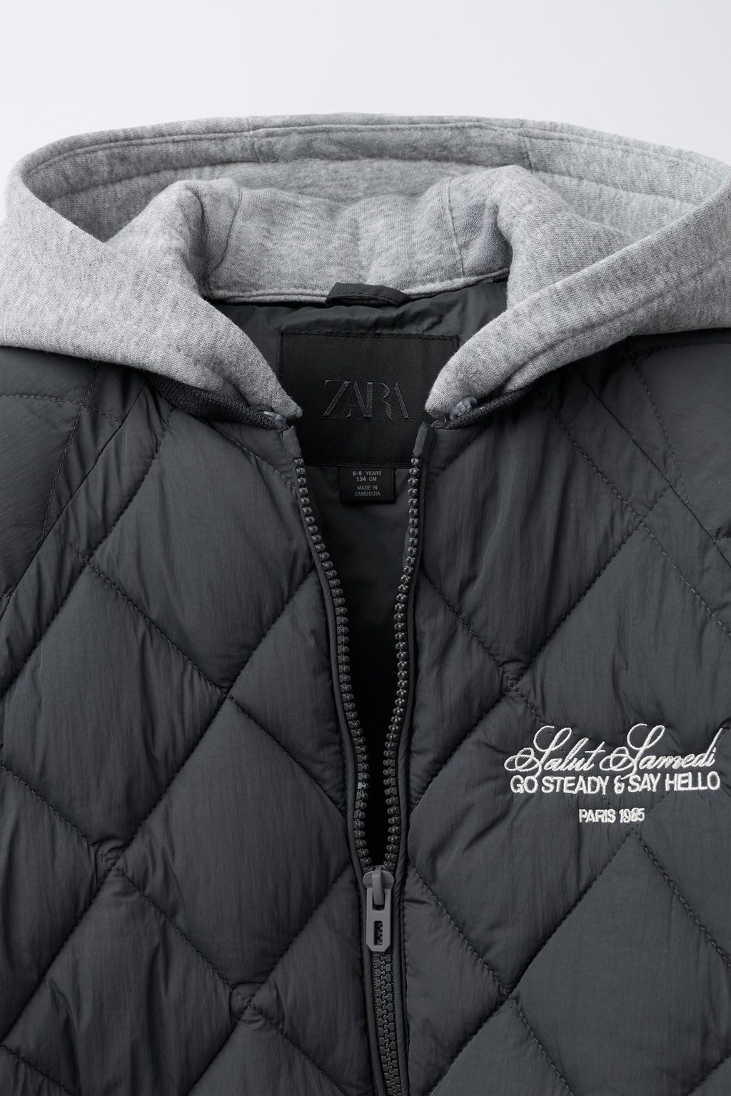 DETACHABLE HOODIE PUFFER JACKET