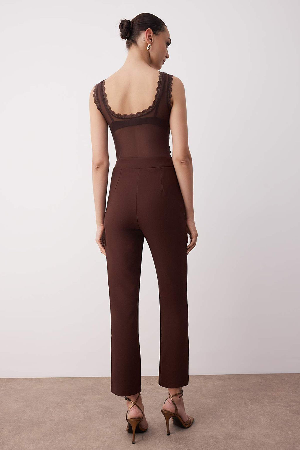 Kahverengi Dokuma Dar Paca S?k/Gece Pantolon TPRAW23PL00000