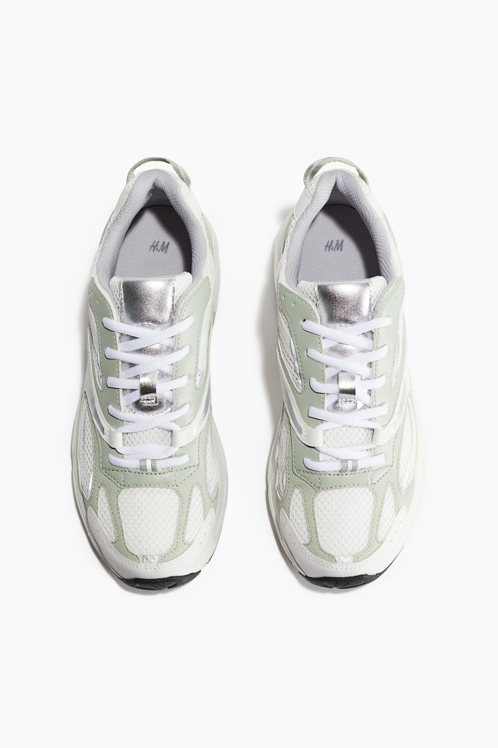 Zapatillas deportivas con suela gruesa