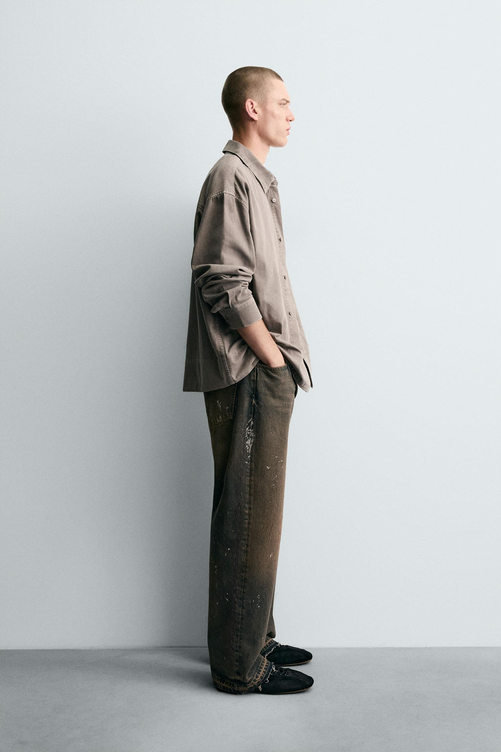 LOOSE FIT JEANS WITH PAINT SPLATTER - Zara фото 4