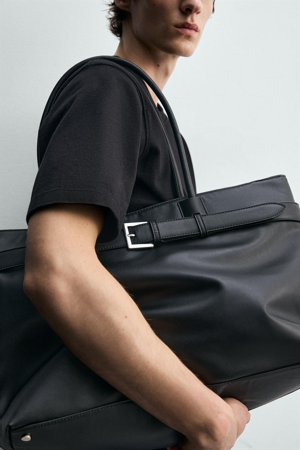 BOLSO SHOPPER CINTUR?N / Negro - Zara фото 2