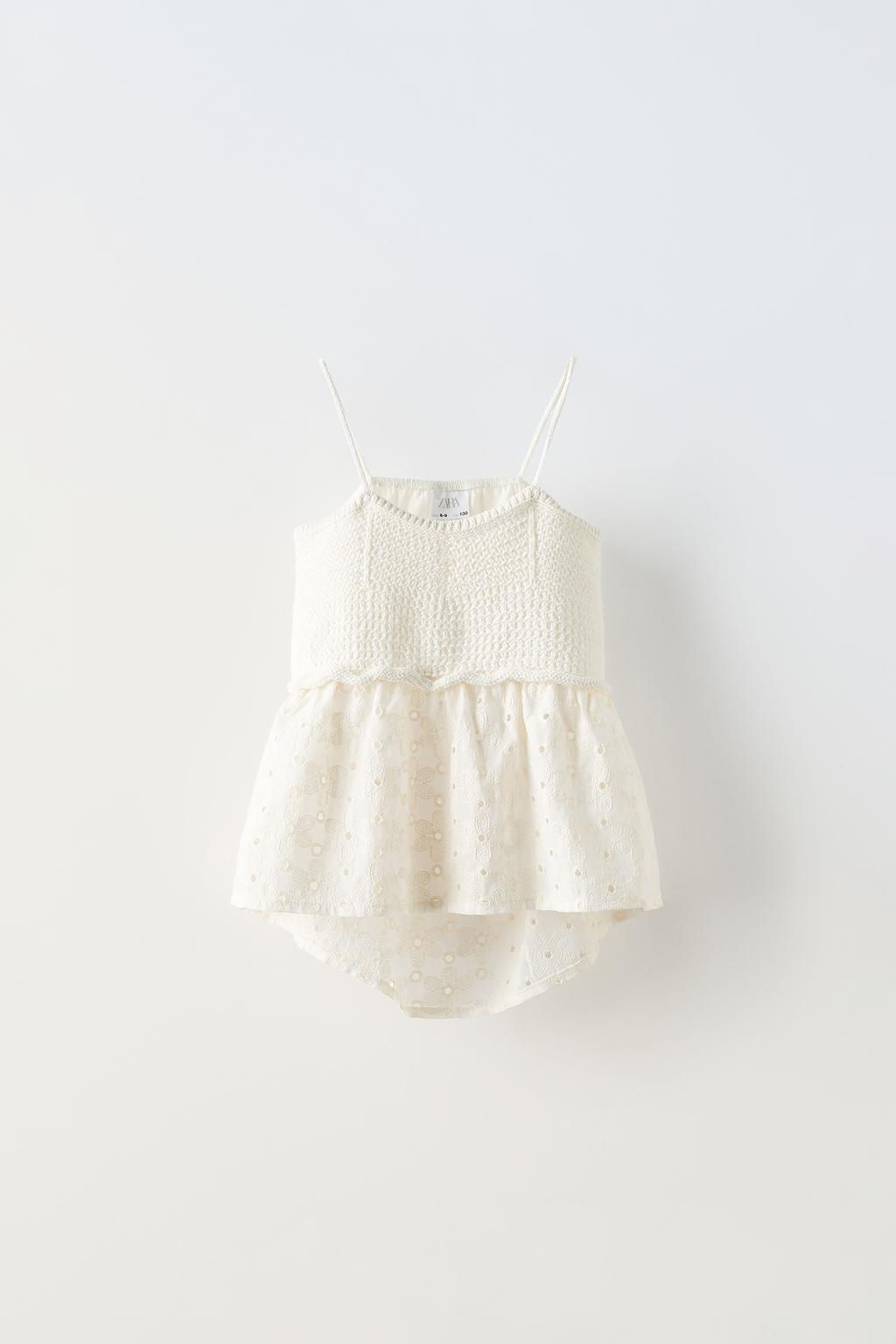 CONTRAST CROCHET T-SHIRT