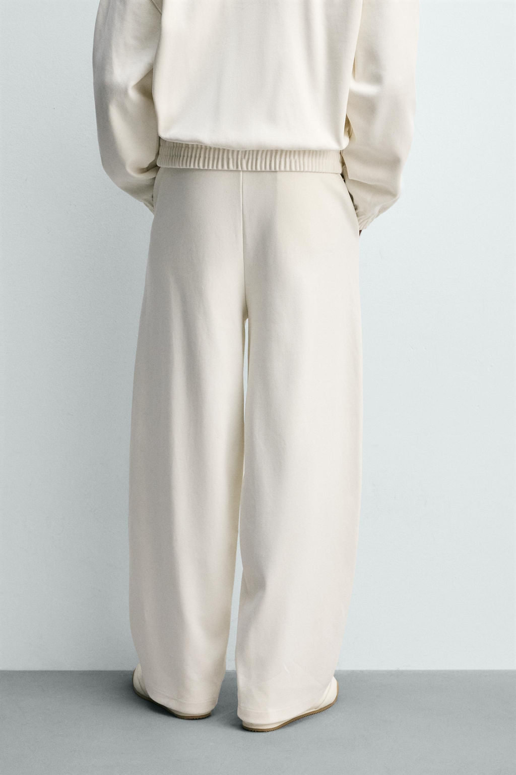 PANTAL?N JOGGER WIDE FIT PLIEGUES / Crudo - Zara фото 3