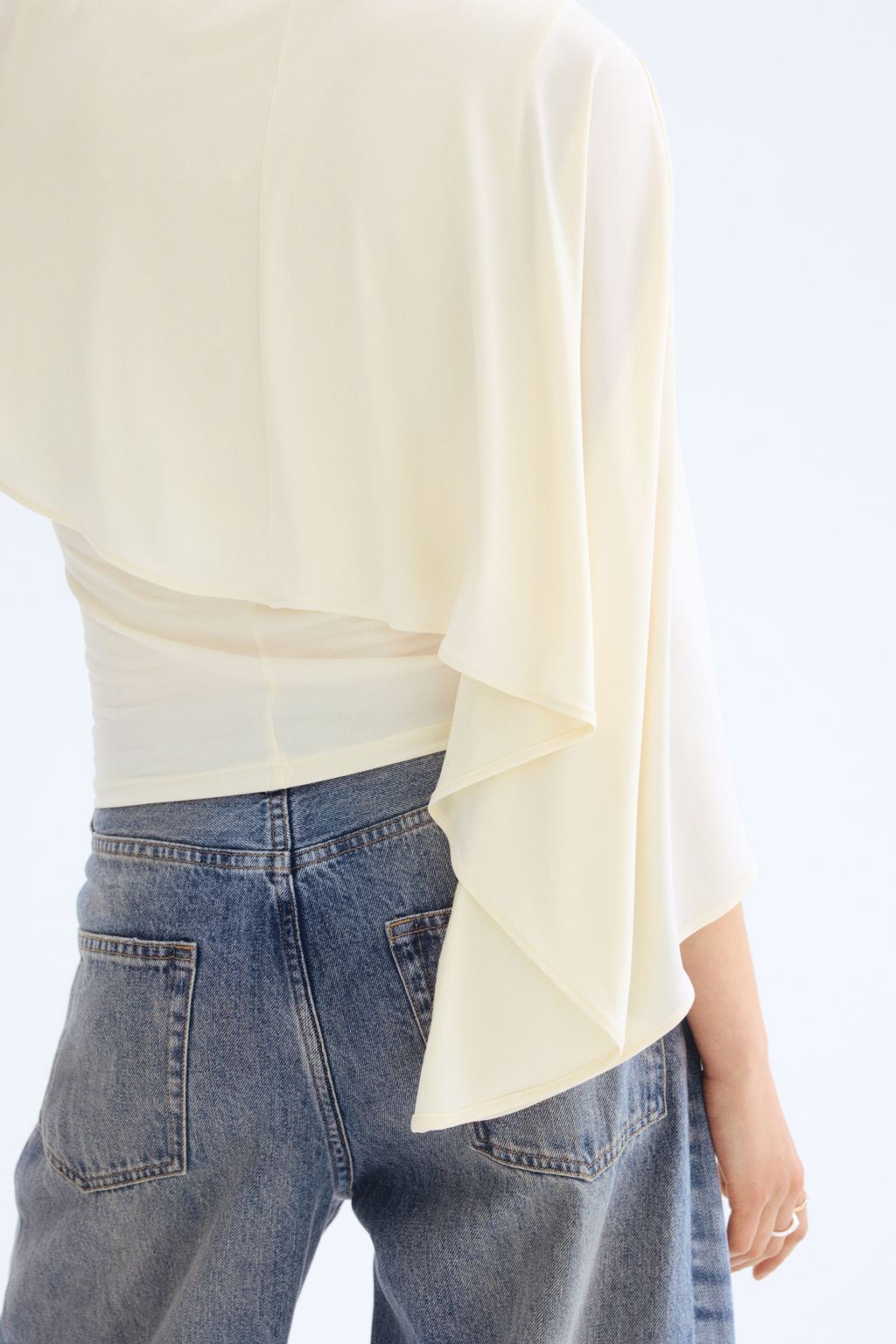 Top con detalle efecto capa - H&m фото 8