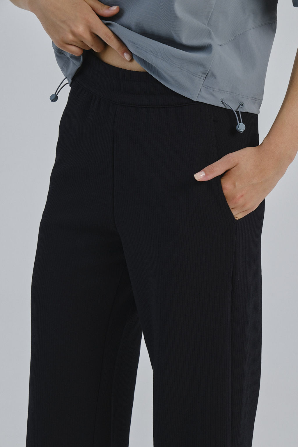 Брюки трикотажные Черный COMMUTE Knit Track Pants