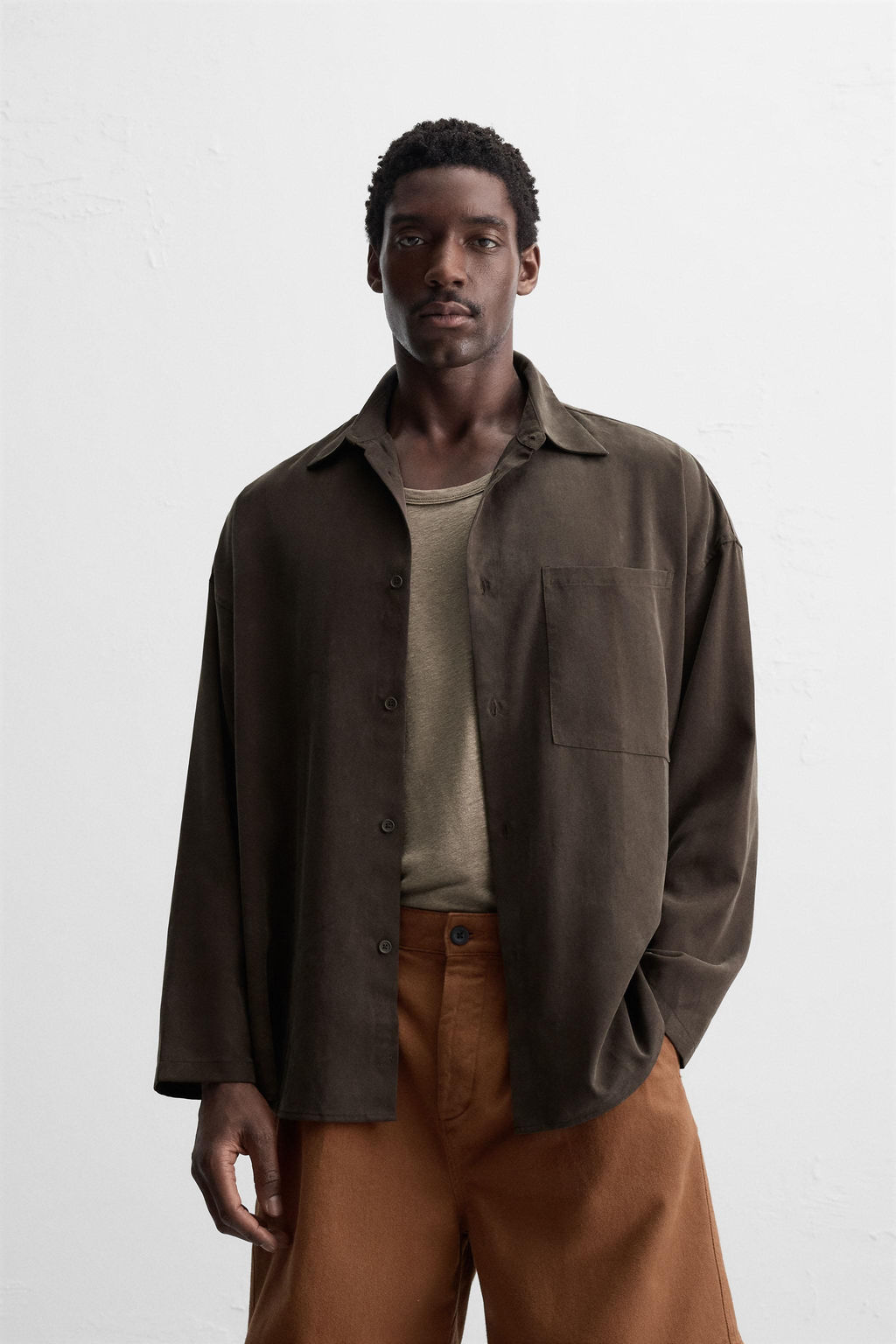 OVERSIZED FIT SHIRT