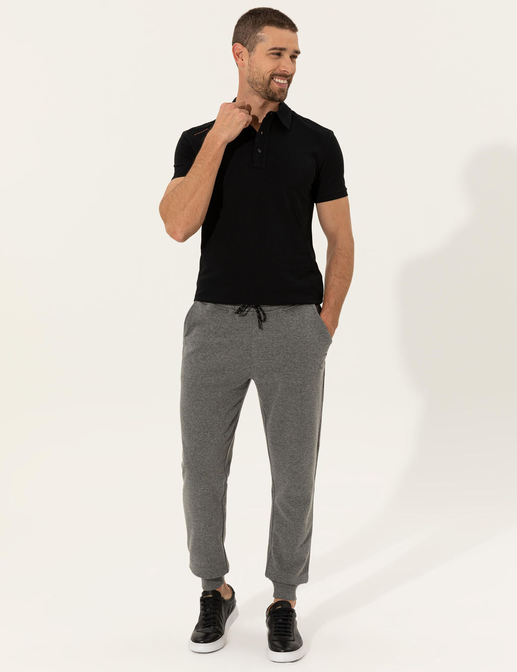 Siyah Slim Fit Dynamic Bask_l_ Polo Yaka Ti__rt