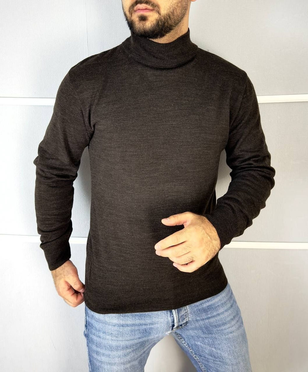 Свитер мужской