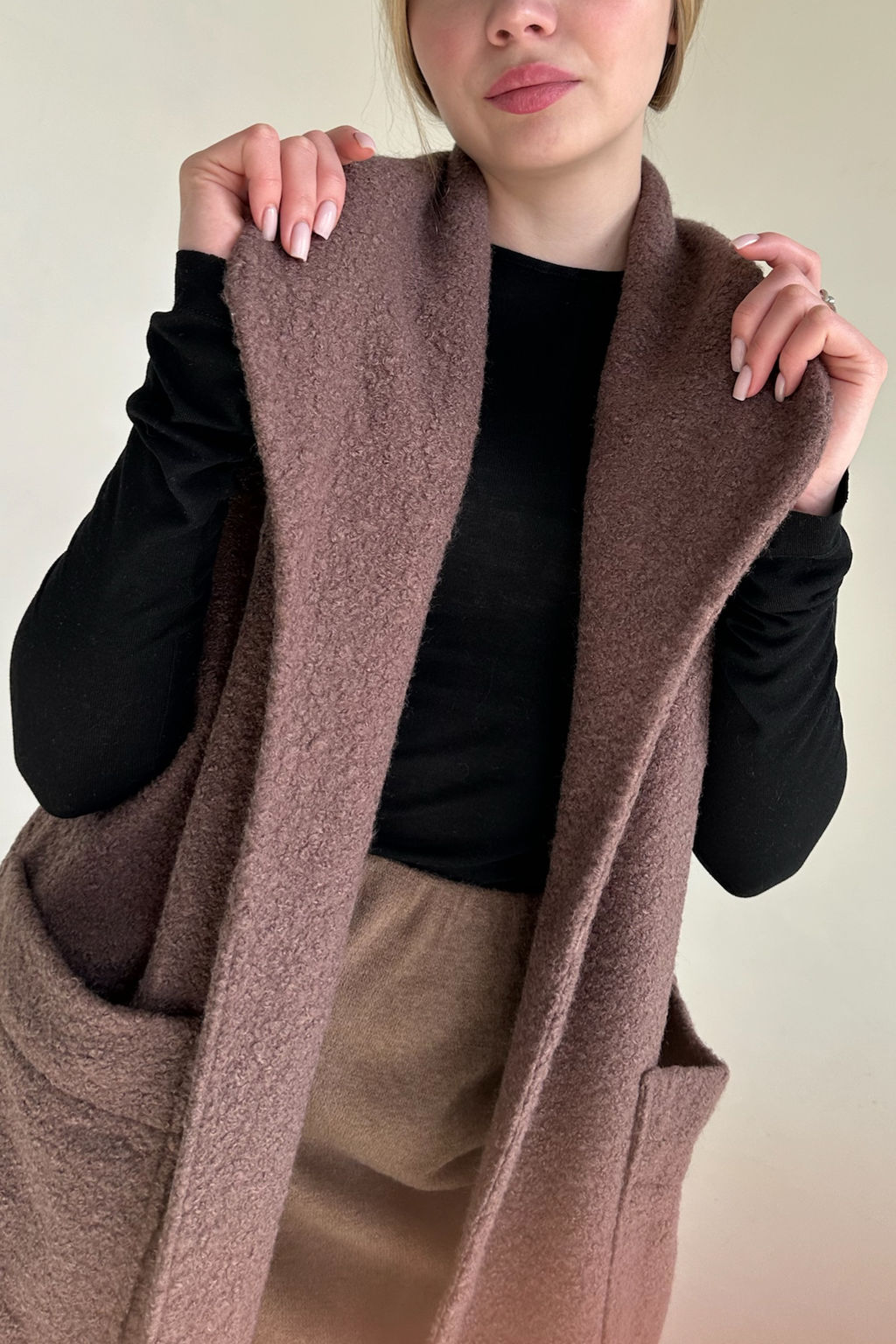 Жилет LAMB079/01/Кофейный - M&G all natural фото 4