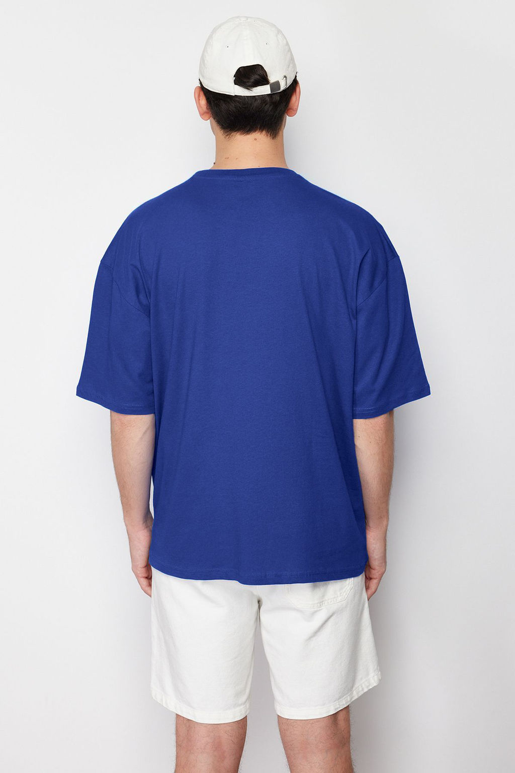 Mavi Oversize/Genis Kesim %100 Pamuklu K?sa Kollu Basic T-Shirt TMNSS22TS0318