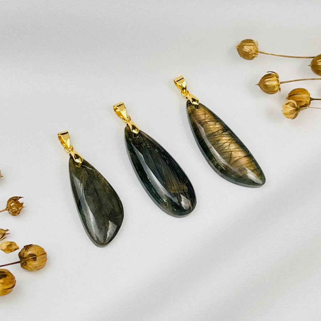 Кулон из Лабрадора