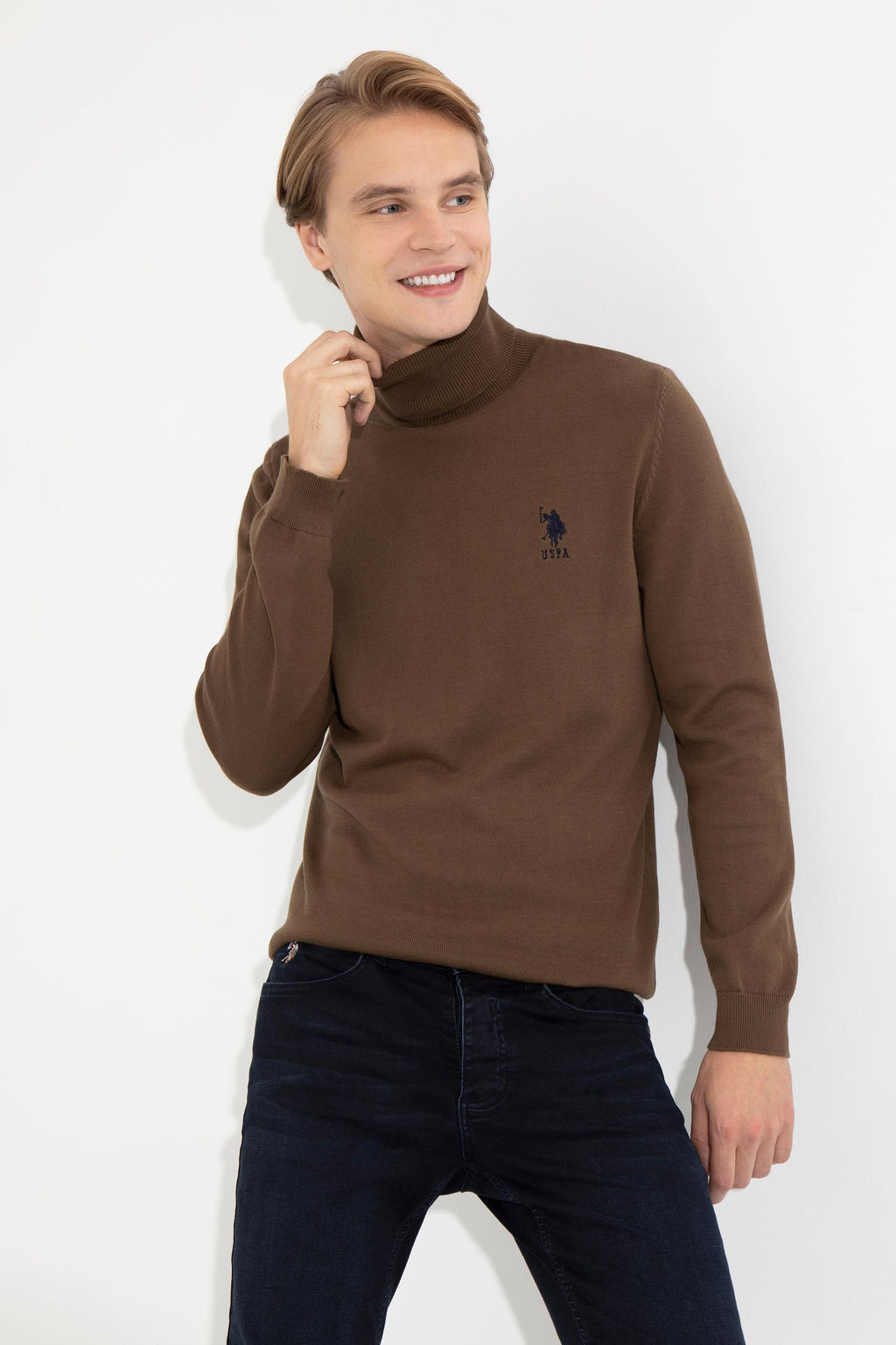 U. S. Polo Assn / Мужской базовый свитер кокосового цвета - U.s. polo assn фото 15