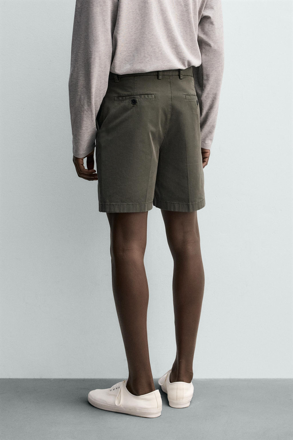 BERMUDA CHINO REGULAR FIT / Khaki