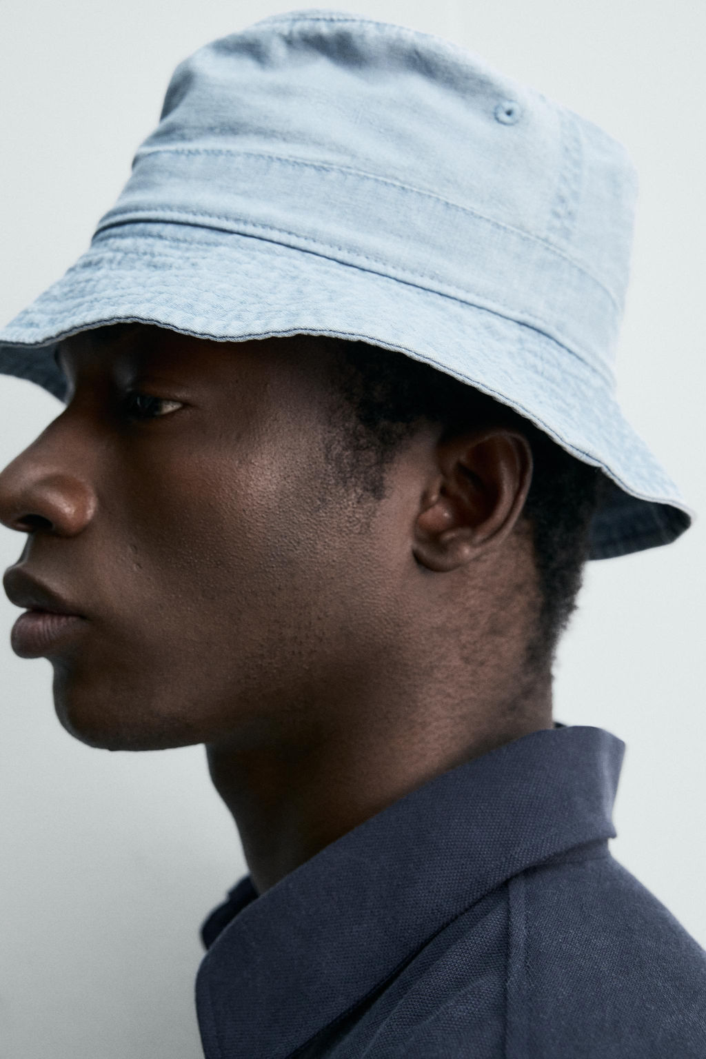SOMBRERO BUCKET CHAMBRAY ALGOD?N / Azul claro - Zara фото 2
