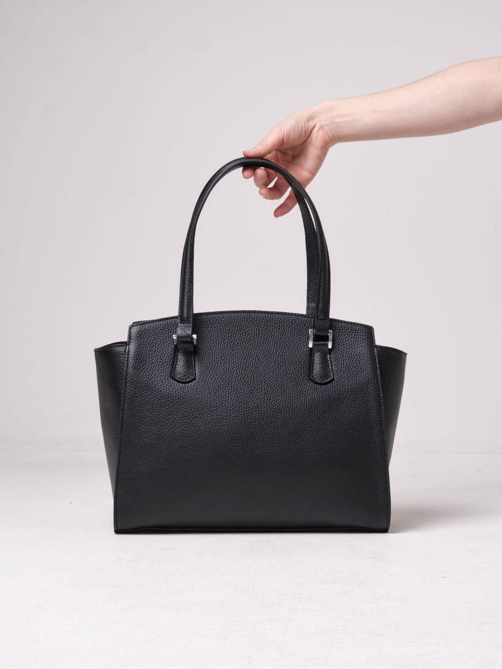 Сумка кожаная Azaro 30690 черный