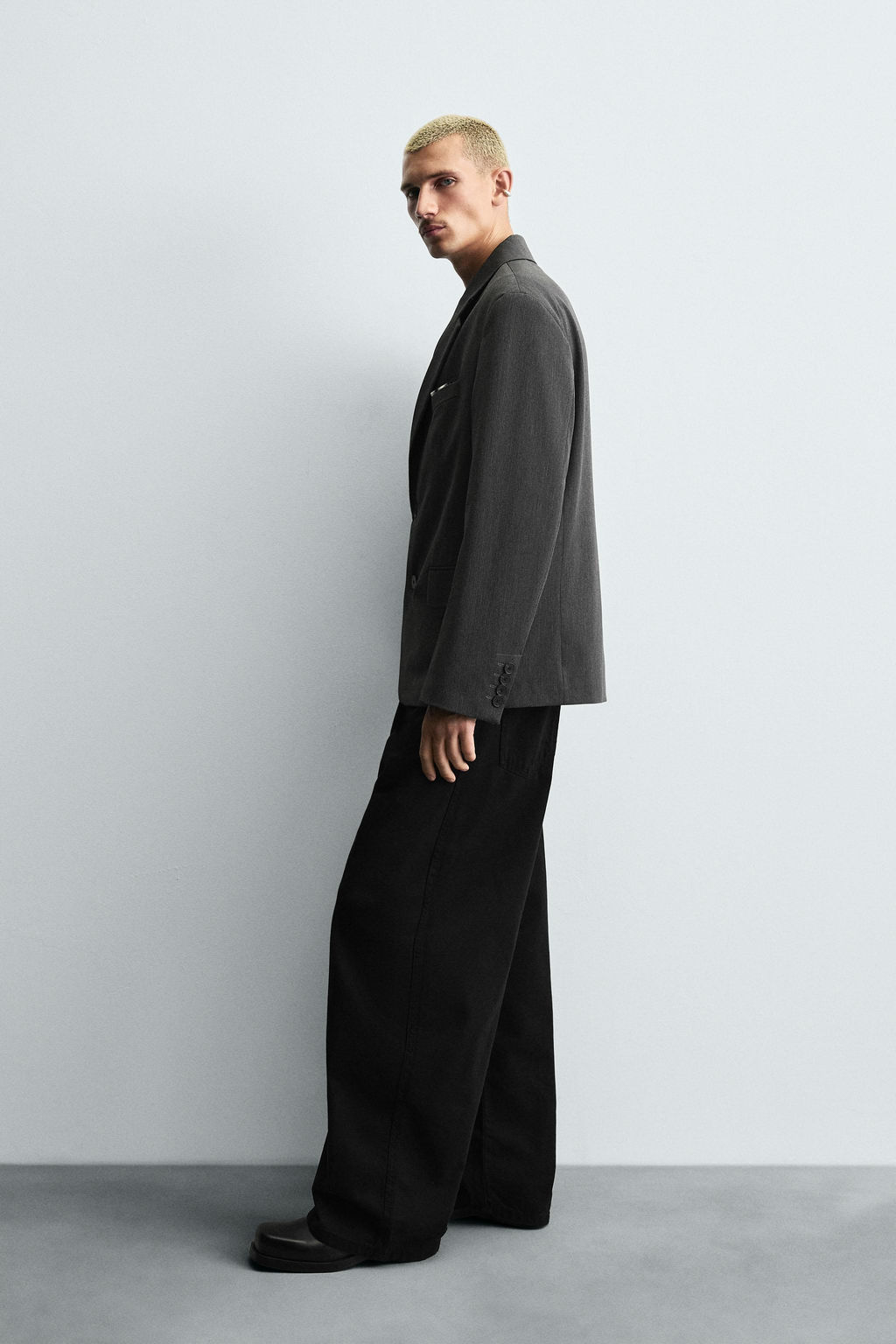 STRIPED OVERSIZE FIT BLAZER - Zara фото 4